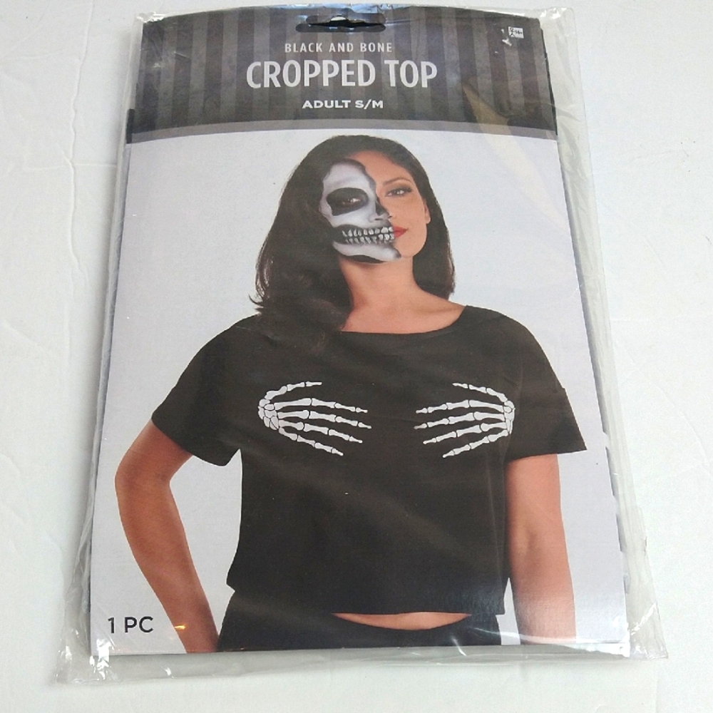 New Black and Bone Skeleton Hands Crop Top Shirt Size S/M Costume Goth Halloween